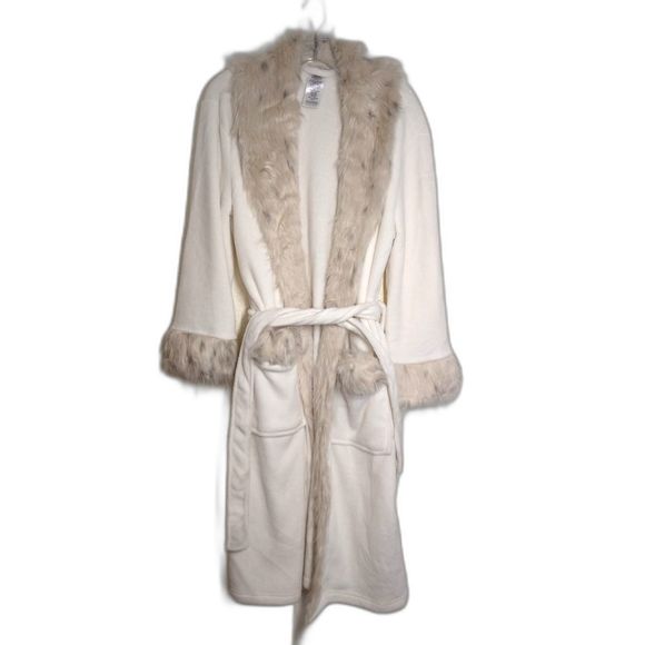 Pottery Barn Teen Leopard Faux Fur cream color Robe Size: One Size - Picture 1 of 11